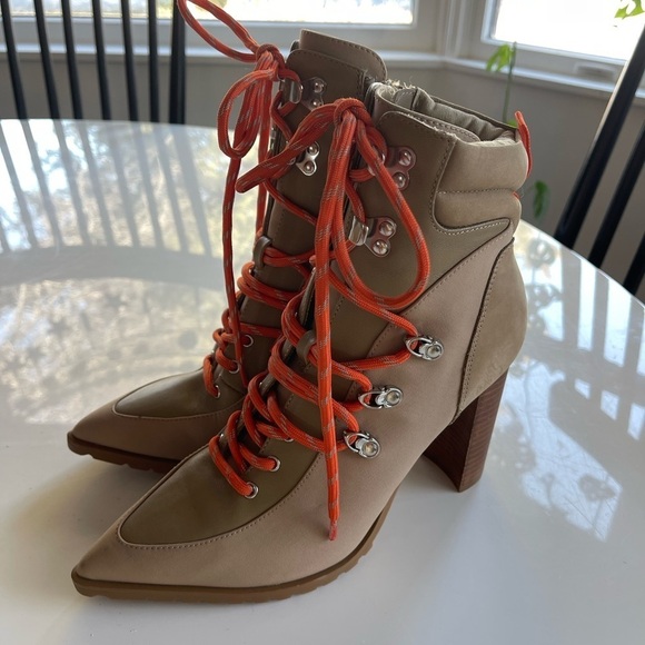 Steve Madden Karey Heeled Boot - 9 - Picture 2 of 8